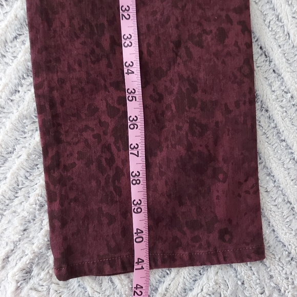 Gloria Vanderbilt midrise Jean Camo size 10 - Picture 5 of 6